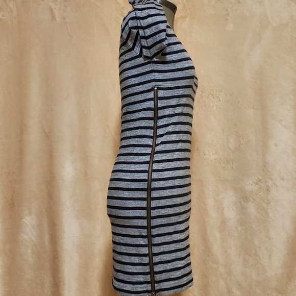 J. Crew Striped Side-Zip 3/4 Sleeve Dress - Picture 6 of 10